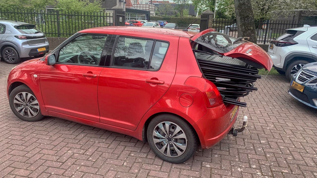 border heerenveen bevrijd in auto siep bosma
